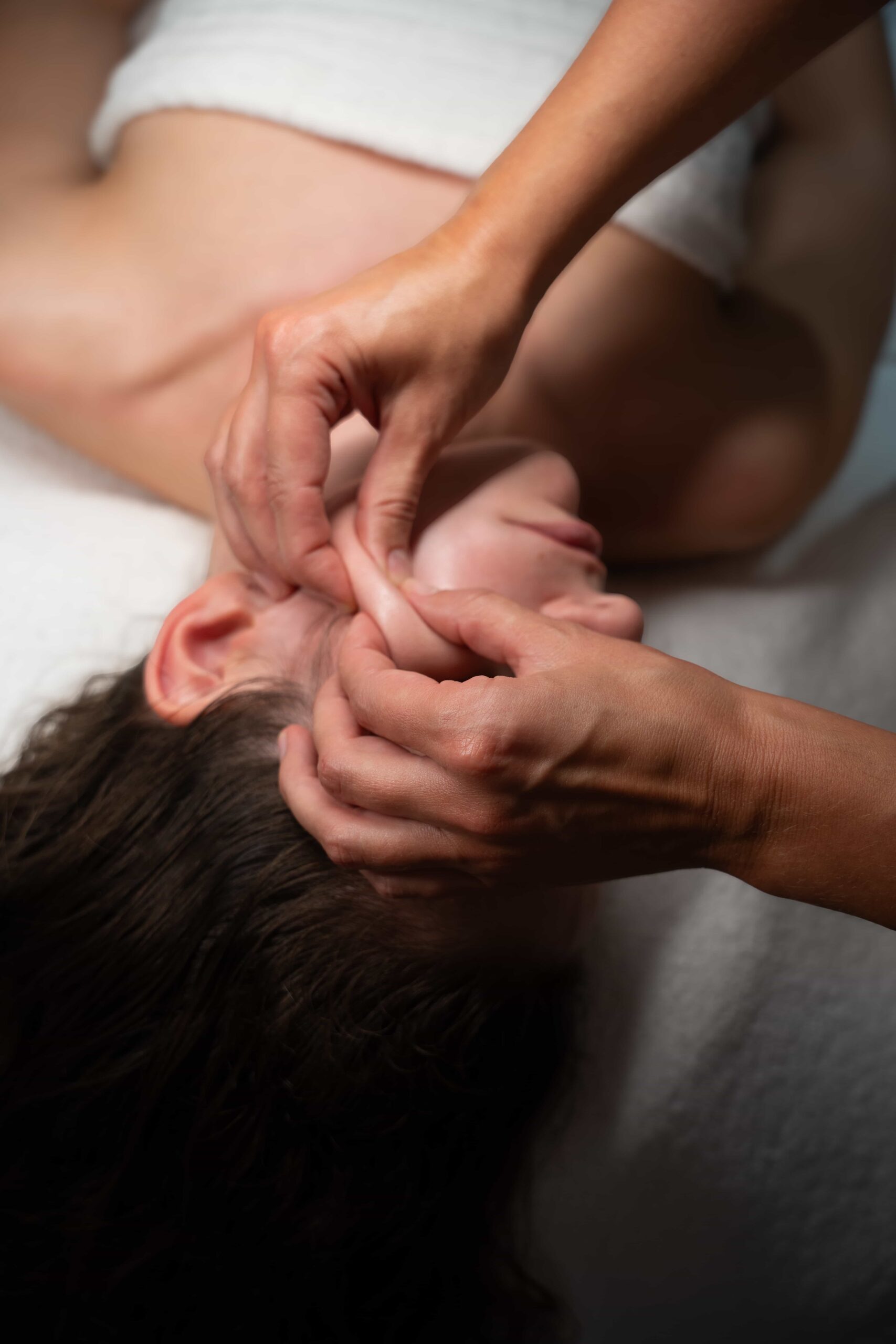 Masaż Transbukalny – Głęboka Regeneracja Twarzy od Wewnątrz